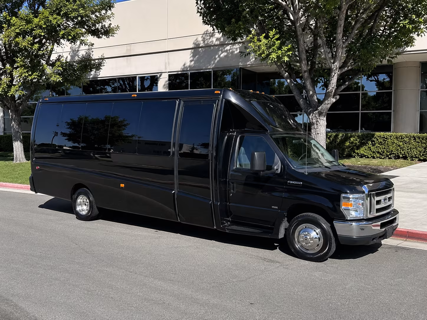 prom and homecoming party buses for fremont high schools